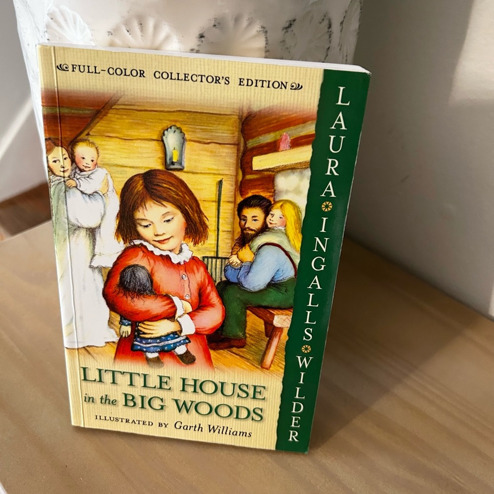 Little House in the Big Woods Full Color Collector's Edition Kids Chapter Book